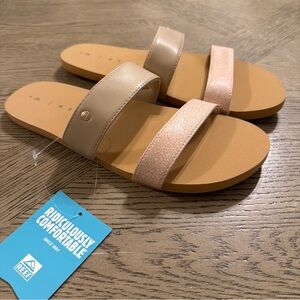 Reef Women's Sandals in Beige and Light Pink